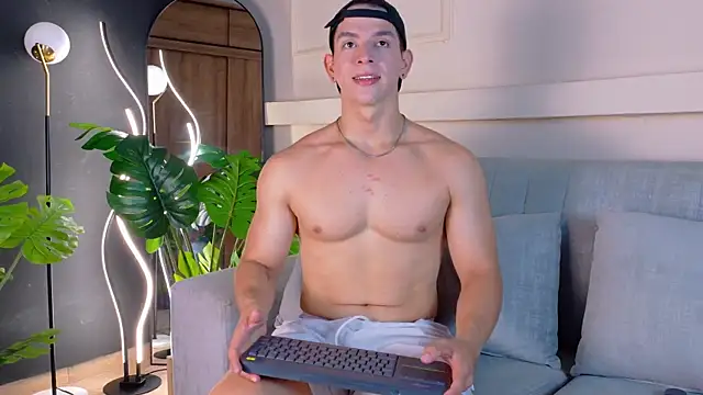 ZaneDawson online show from March 18, 8:34 pm