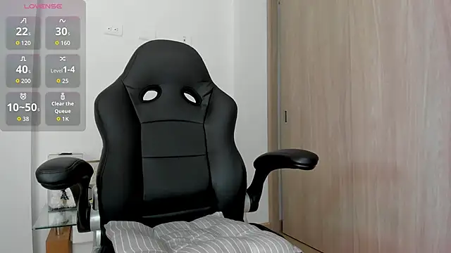 Biscuit oliva online show from September 30, 3:12 am