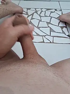 rafaelsouzzaa online show from February 18, 11:19 am