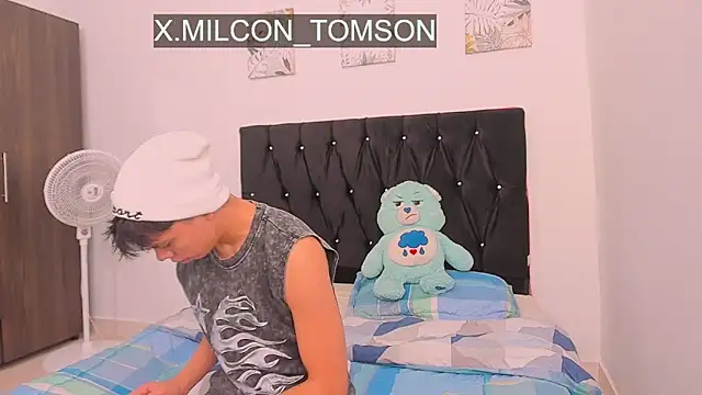 Snapshot of Zacktorres_ chatting on September 23, 7:46 pm Zacktorres  online show from September 23, 7:46 pm