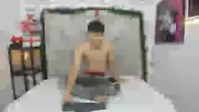 Logan Jhonson online show from November 22, 2:33 am