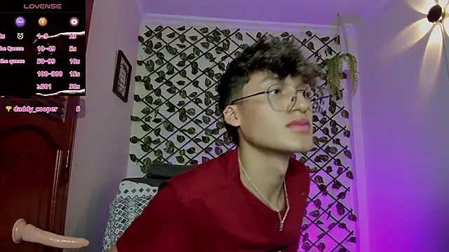 bellmontneon online show from December 16, 12:23 pm