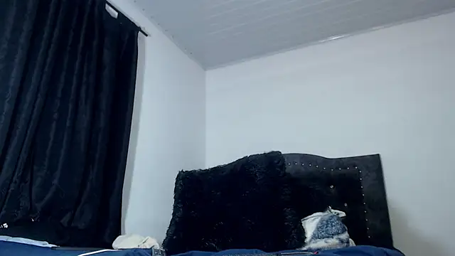 Chrys harris77 online show from March 9, 2:16 am