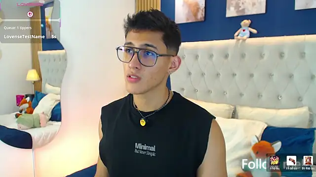 SalvadorFit online show from April 30, 8:57 pm