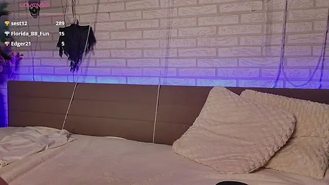 GarettVoss online show from November 10, 7:46 am