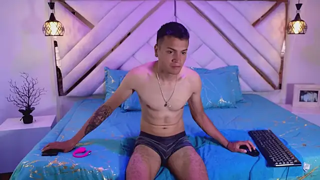 afrodita aares online show from November 18, 7:50 pm