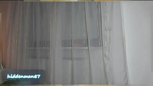 hiddenman87 online show from March 31, 9:49 pm