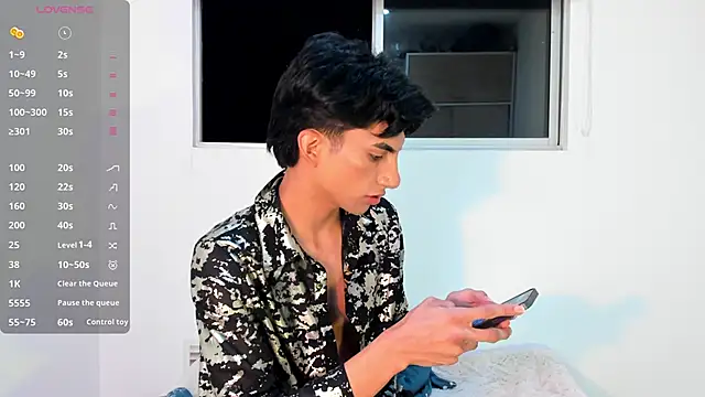 Erick Velveth online show from May 26, 5:58 am