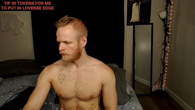 Snapshot of randyroderick chatting on October 27, 11:29 pm randyroderick online show from October 27, 11:29 pm