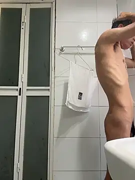 Snapshot of leeyoung_ chatting on October 9, 7:13 am leeyoung  online show from October 9, 7:13 am