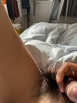 Snapshot of leeyoung_ chatting on October 28, 3:20 am leeyoung  online show from October 28, 3:20 am