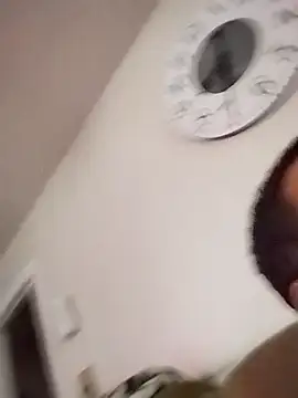 robbylj27 online show from October 28, 1:35 pm