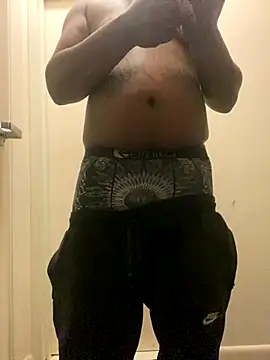 Snapshot of girlwatt chatting on October 8, 11:53 pm girlwatt online show from October 8, 11:53 pm