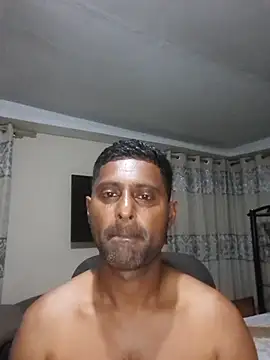 kingVibeX online show from November 27, 9:18 pm