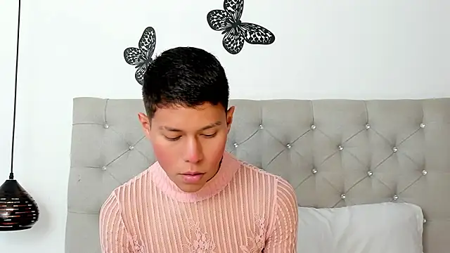 Snapshot of Little_liam chatting on October 7, 7:18 pm Little liam online show from October 7, 7:18 pm