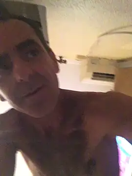 Snapshot of tiago1981pt chatting on October 28, 12:57 am tiago1981pt online show from October 28, 12:57 am