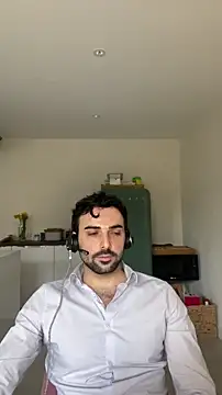 eauminerale online show from February 27, 10:27 am