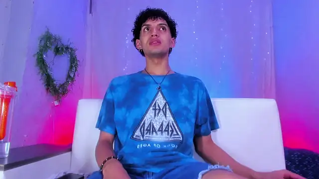 Snapshot of josesweet_ chatting on September 29, 6:59 pm josesweet  online show from September 29, 6:59 pm