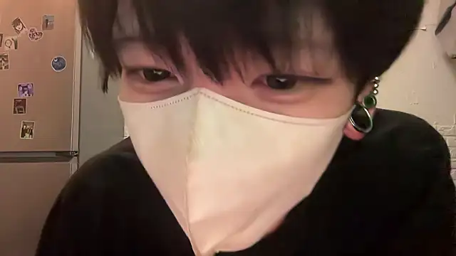 tora3220 online show from October 30, 1:34 pm