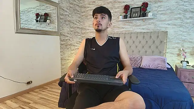 Axel Draven online show from March 16, 12:20 pm