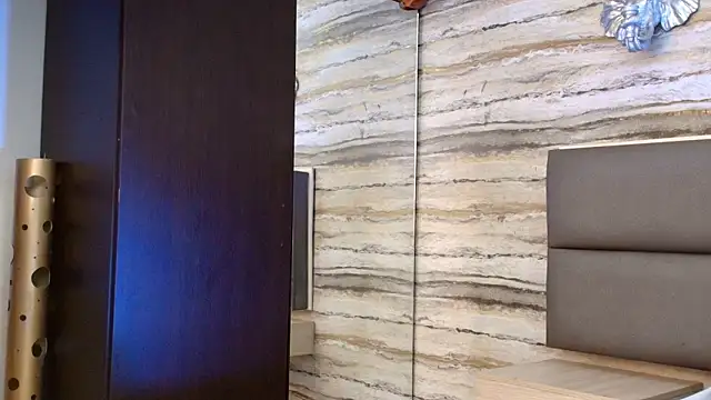 Lovers 21 online show from March 10, 4:07 am