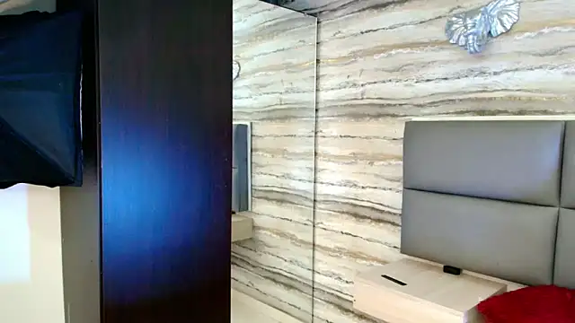 Lovers 21 online show from November 17, 3:31 am