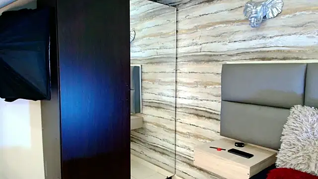 Lovers 21 online show from November 16, 3:30 am