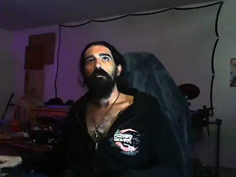 Snapshot of Neekaleek89 chatting on October 24, 4:31 pm Neekaleek89 online show from October 24, 4:31 pm