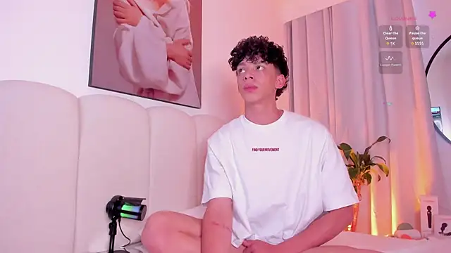 lion stone online show from October 1, 8:46 pm