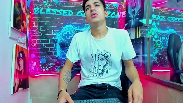 Stiben boy online show from May 21, 4:19 am