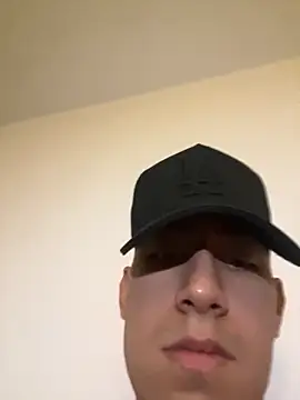 cristyan arias online show from December 1, 2:31 pm