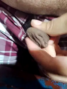 Snapshot of Sir_clouden chatting on September 21, 3:45 pm Sir clouden online show from September 21, 3:45 pm