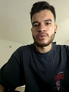 Greythedoor online show from October 25, 11:39 pm