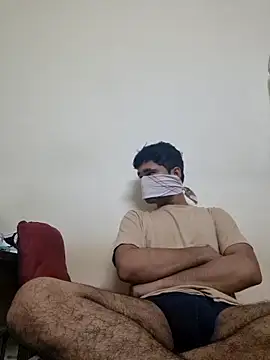 Snapshot of abhi05x chatting on October 25, 7:48 pm abhi05x online show from October 25, 7:48 pm