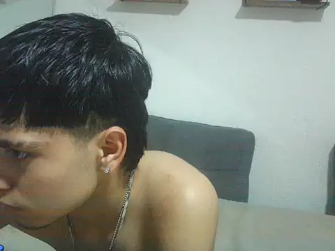 Anthony riverss online show from November 26, 11:30 pm