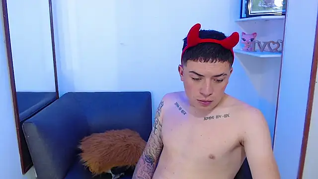 Adam Blaze online show from October 16, 6:38 pm