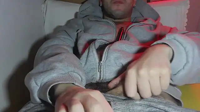 cazzo18cm3 online show from January 12, 12:14 am