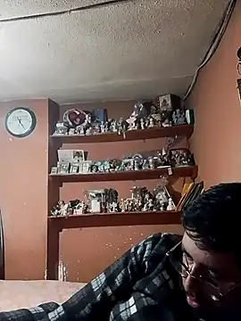 Snapshot of RAJV_ chatting on September 30, 4:10 pm RAJV  online show from September 30, 4:10 pm