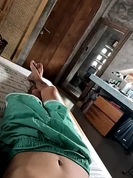 HenryLee1983-cums online show from November 22, 7:19 am