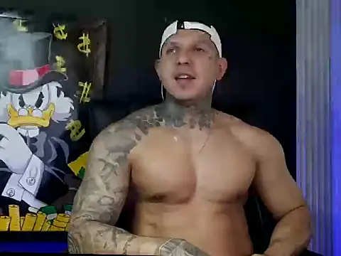 Snapshot of MAXIMO_VEGA chatting on October 14, 10:17 pm MAXIMO VEGA online show from October 14, 10:17 pm
