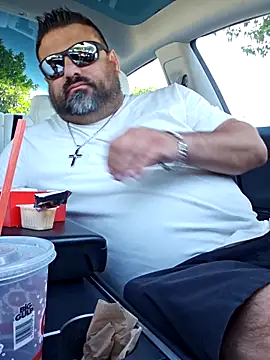 Snapshot of Roddog18 chatting on October 20, 9:08 pm Roddog18 online show from October 20, 9:08 pm