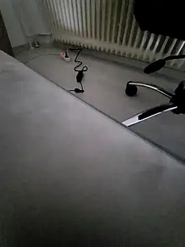 Snapshot of rezzzze chatting on October 14, 3:08 pm rezzzze online show from October 14, 3:08 pm