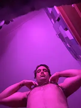 GymBoy83 online show from October 2, 5:06 pm