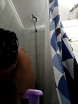 Snapshot of Chyynoxxx chatting on October 30, 5:25 pm Chyynoxxx online show from October 30, 5:25 pm