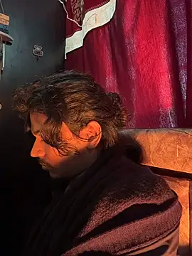 Ujjwallkumar0069 online show from December 4, 9:49 am