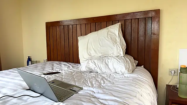 mrmaxiy online show from April 2, 7:16 am