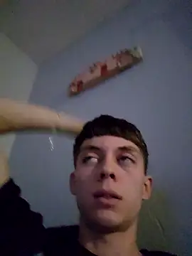 Gabrielr214090 online show from April 22, 7:03 am