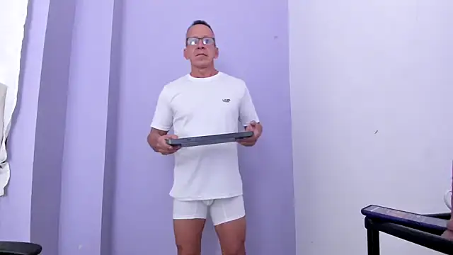  axelking  online show from March 14, 1:45 am