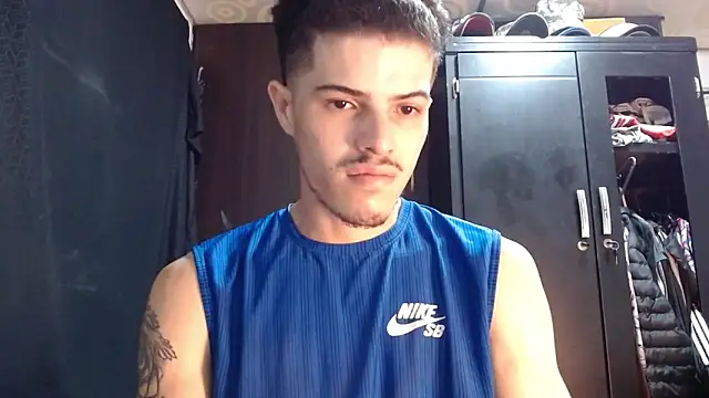 imsammytop online show from November 10, 9:47 am