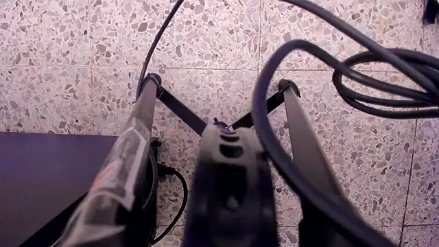 Leoo Miller online show from November 22, 4:23 am